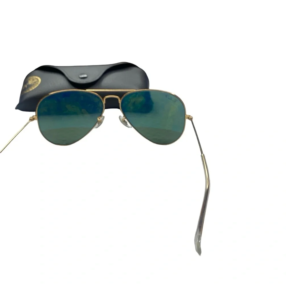 Ray-Ban Aviator Gold Frame Sunglasses with Dark Green Lenses